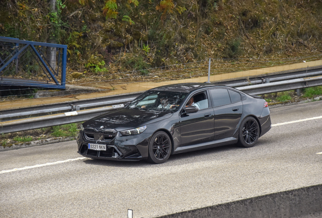 BMW M5 G90