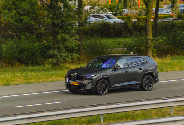 BMW XM G09