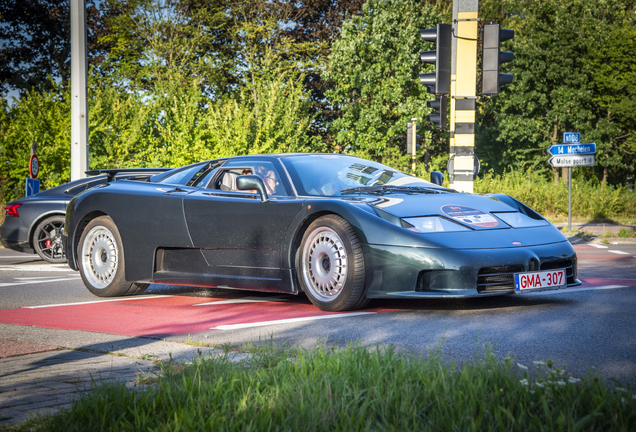 Bugatti EB110 GT