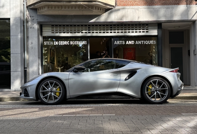 Lotus Emira