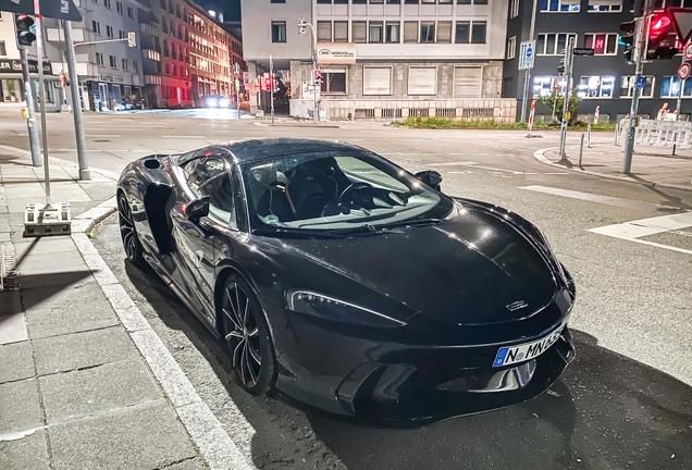 McLaren GTS