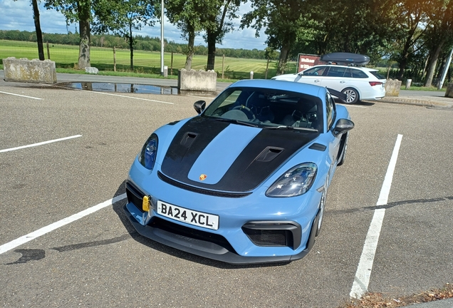 Porsche 718 Cayman GT4 RS Weissach Package