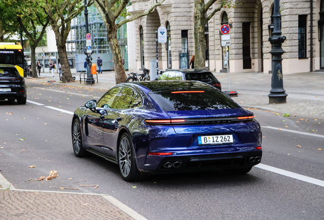 Porsche 972 Panamera Turbo E-Hybrid