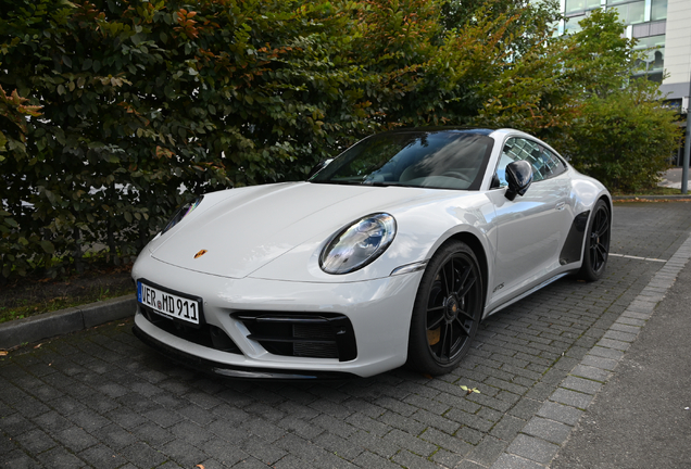 Porsche 992 Carrera 4 GTS MkI