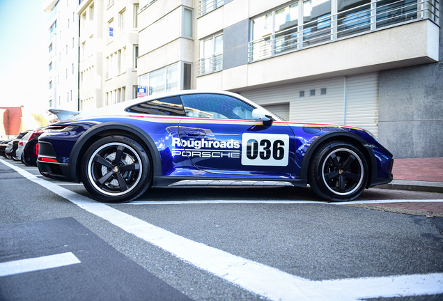 Porsche 992 Dakar