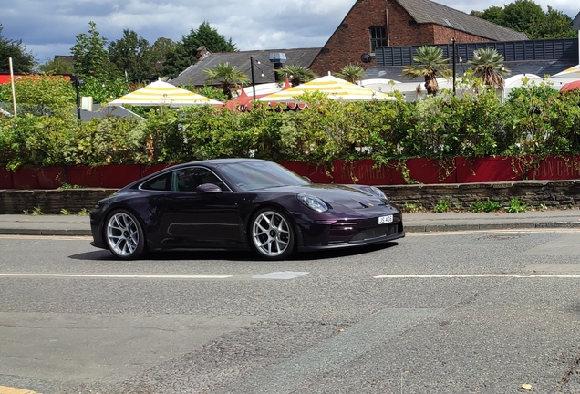Porsche 992 GT3 Touring MkII