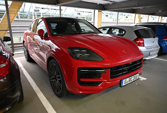 Porsche Cayenne Coupé Turbo E-Hybrid
