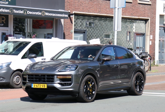 Porsche Cayenne Coupé Turbo E-Hybrid