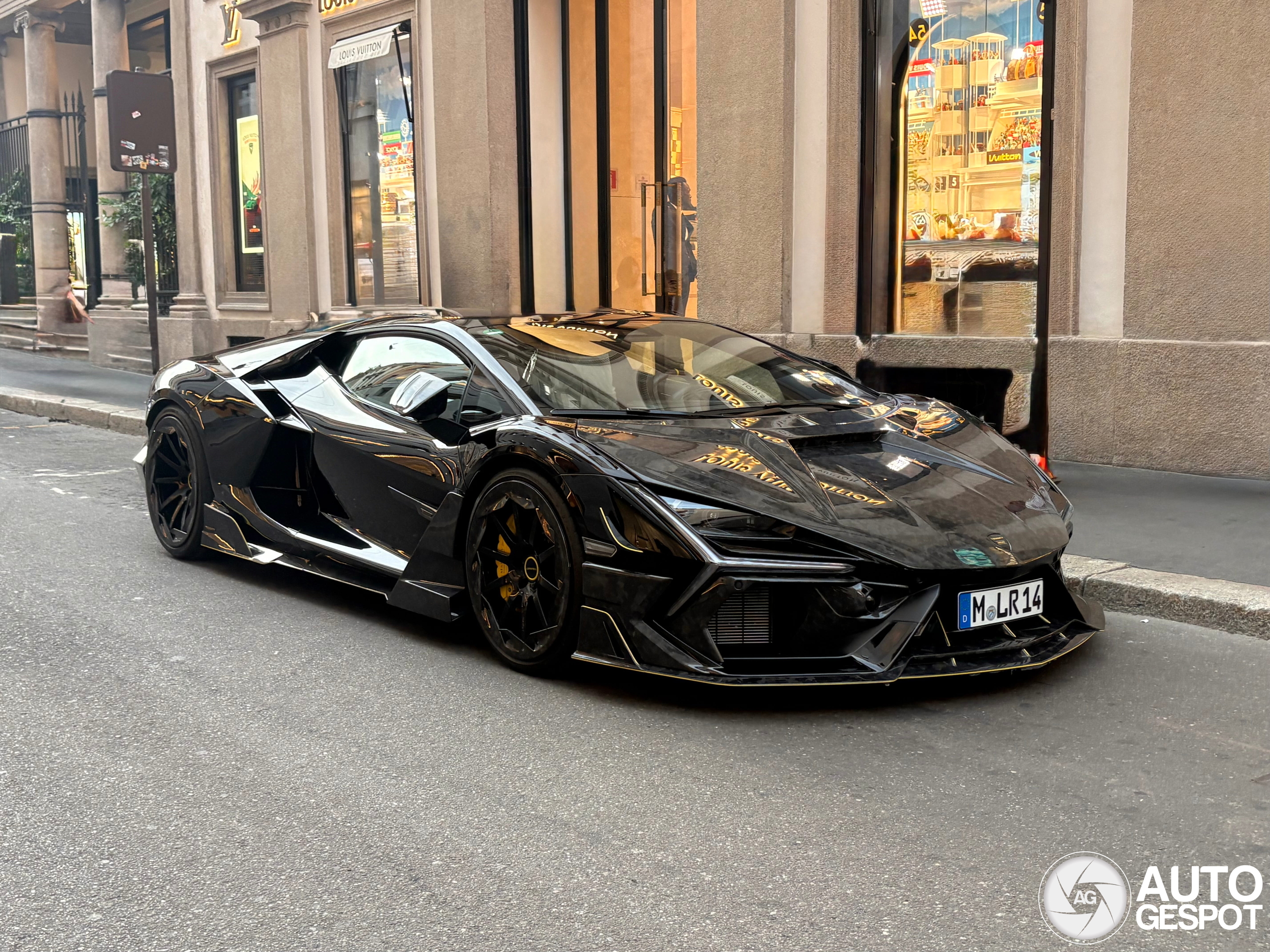 Lamborghini Revuelto Mansory Initiate