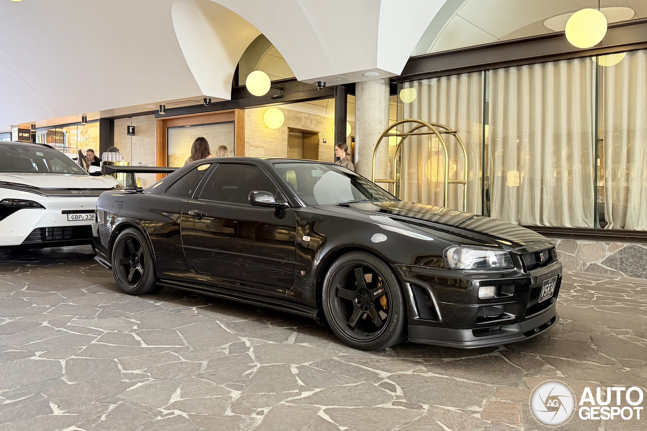 Nissan Skyline R34 GT-R V-Spec II