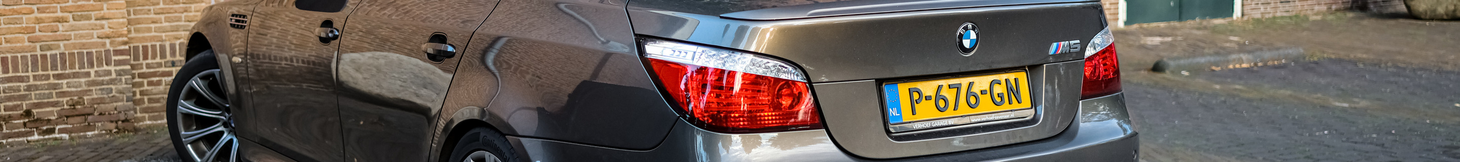 BMW M5 E60 2005