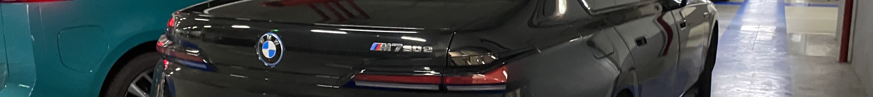 BMW M760e xDrive