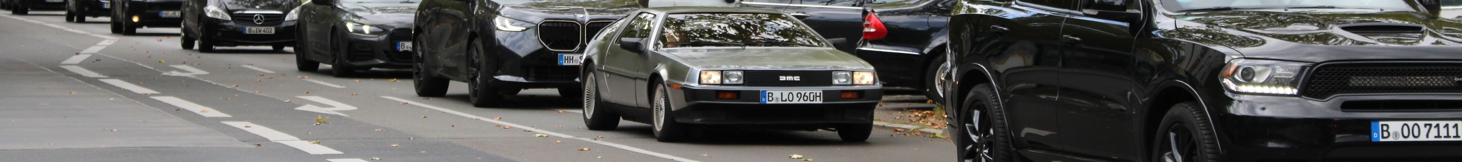DeLorean DMC-12