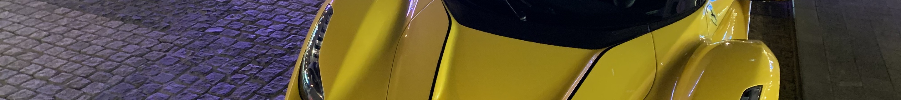 Ferrari LaFerrari Aperta