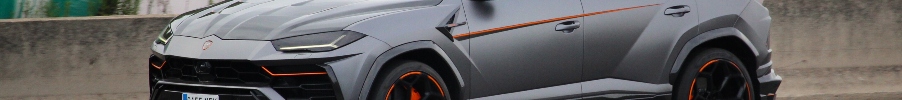 Lamborghini Urus Mansory