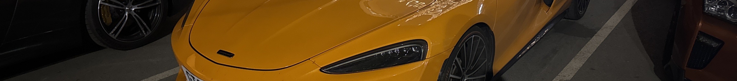 McLaren GT