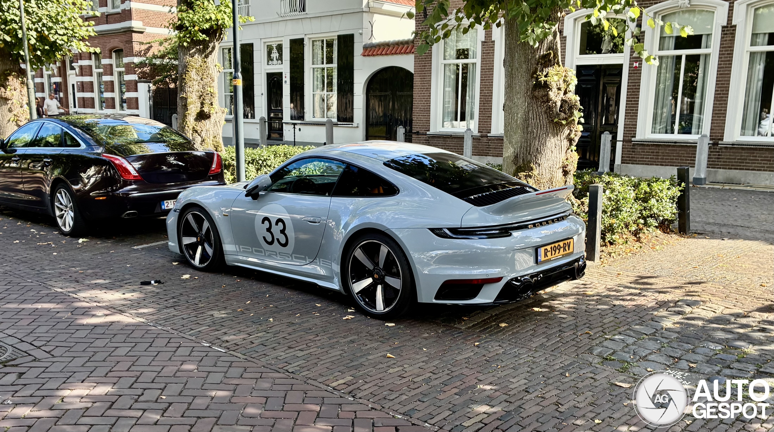 Porsche 992 Sport Classic
