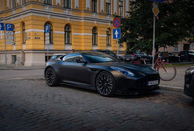 Aston Martin DB12 S