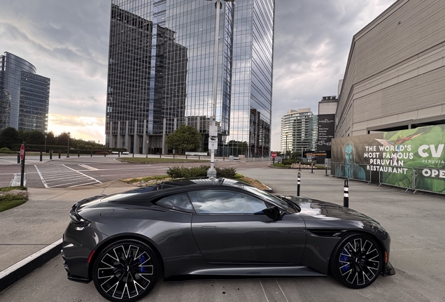 Aston Martin DB12 S