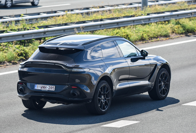 Aston Martin DBX
