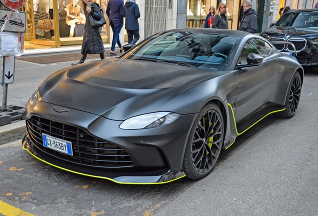 Aston Martin V12 Vantage 2023