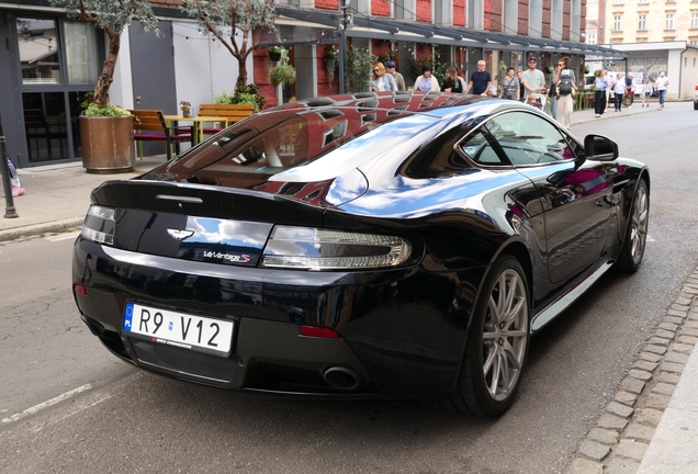 Aston Martin V12 Vantage S