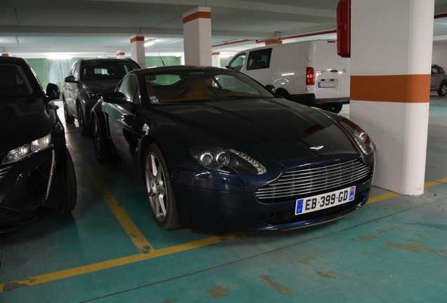 Aston Martin V8 Vantage