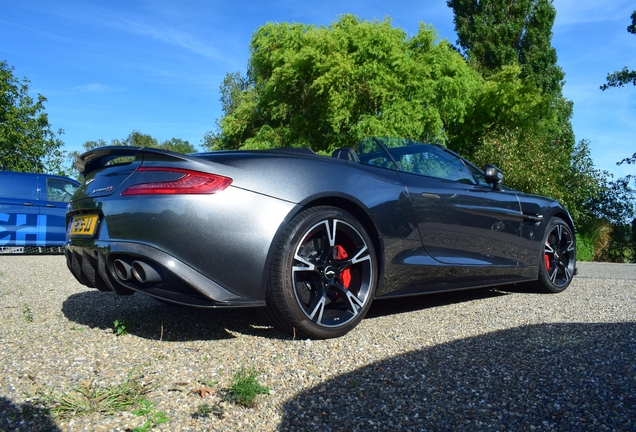 Aston Martin Vanquish S Volante 2017