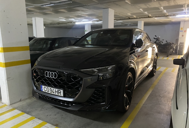 Audi RS Q8 2024