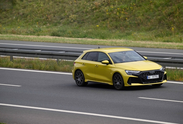 Audi RS3 Sportback 8Y 2025
