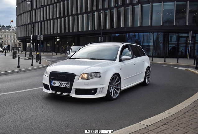 Audi RS4 Avant B7
