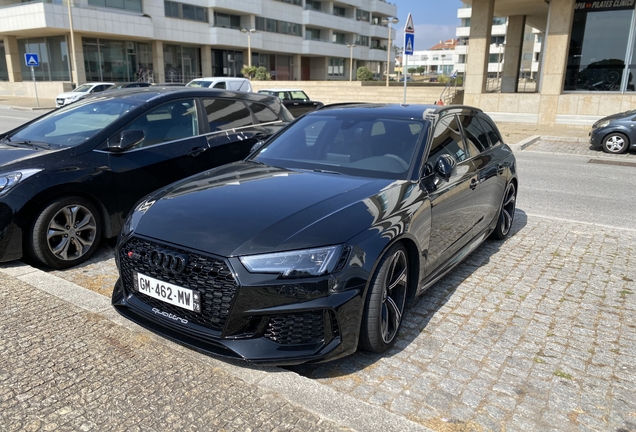 Audi RS4 Avant B9
