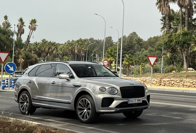 Bentley Bentayga Azure EWB 2024