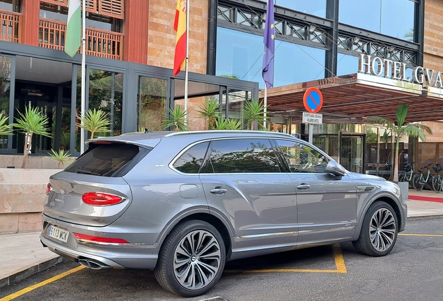 Bentley Bentayga Azure EWB First Edition