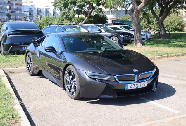 BMW i8