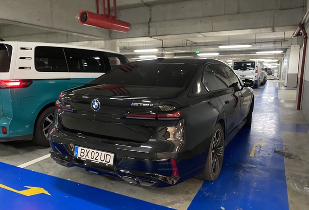 BMW M760e xDrive