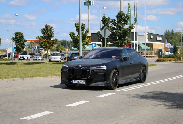 BMW M760e xDrive