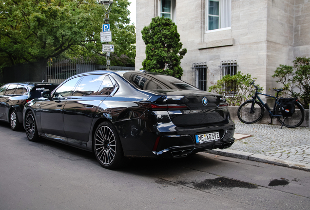 BMW M760e xDrive