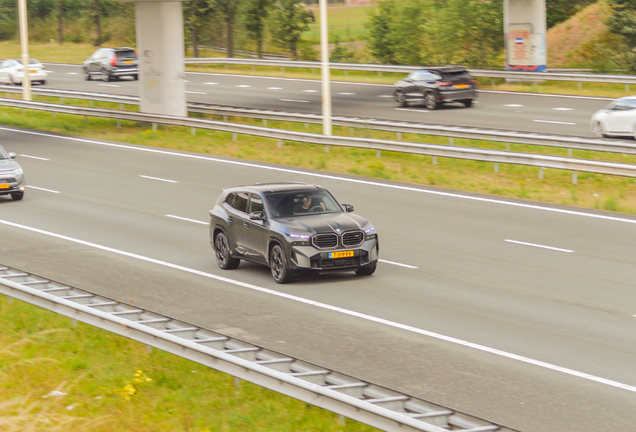 BMW XM G09
