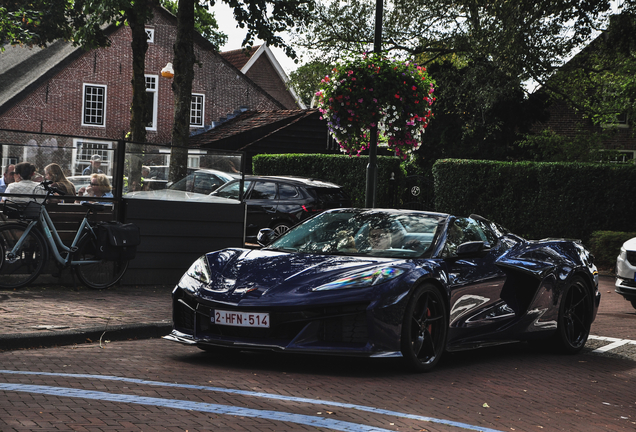 Chevrolet Corvette C8 E-Ray Convertible