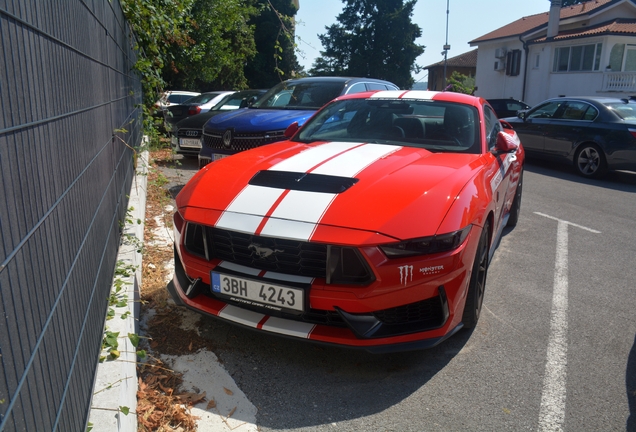Ford Mustang Dark Horse 2024
