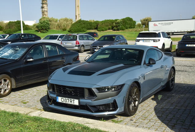 Ford Mustang Dark Horse 2024