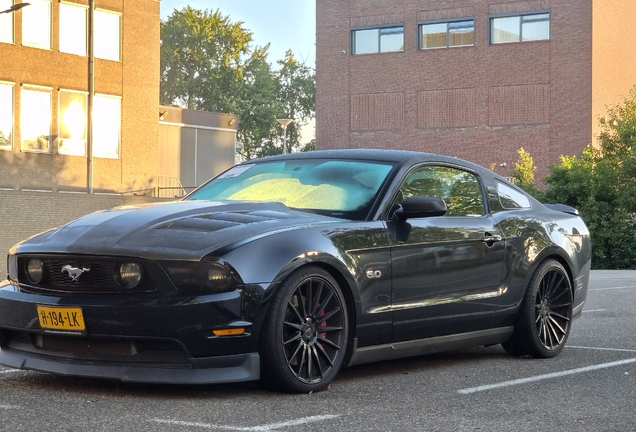 Ford Mustang GT 2011