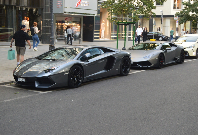 Lamborghini Aventador LP700-4