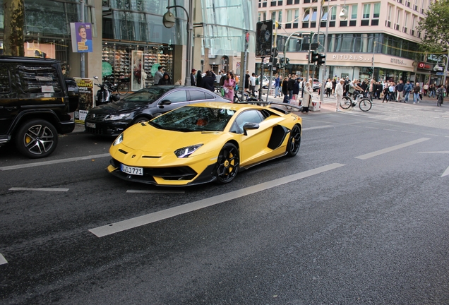 Lamborghini Aventador LP770-4 SVJ