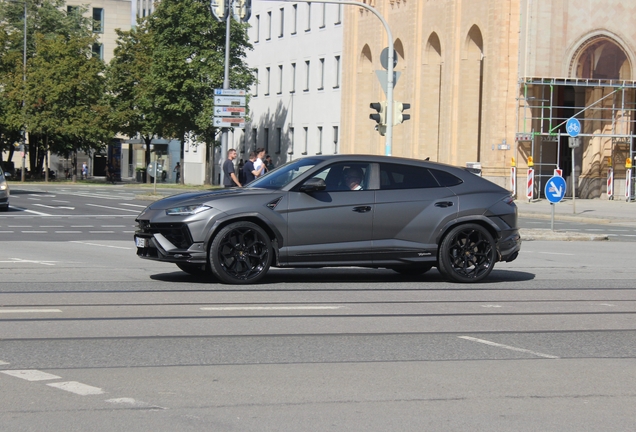 Lamborghini Urus Performante
