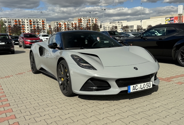 Lotus Emira