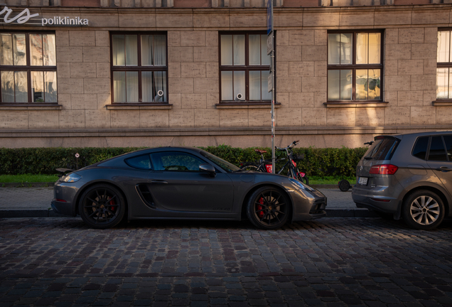 Porsche 718 Cayman GTS 4.0