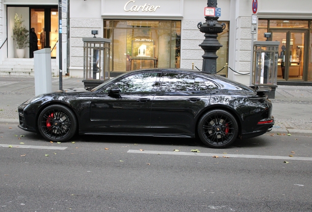 Porsche 971 Panamera GTS MkII