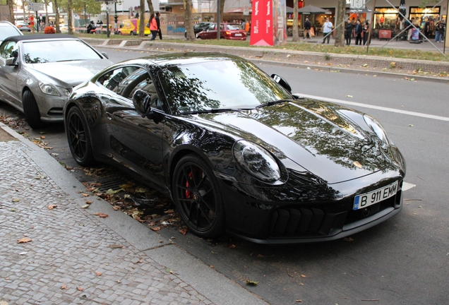 Porsche 992 Carrera 4 GTS MkII